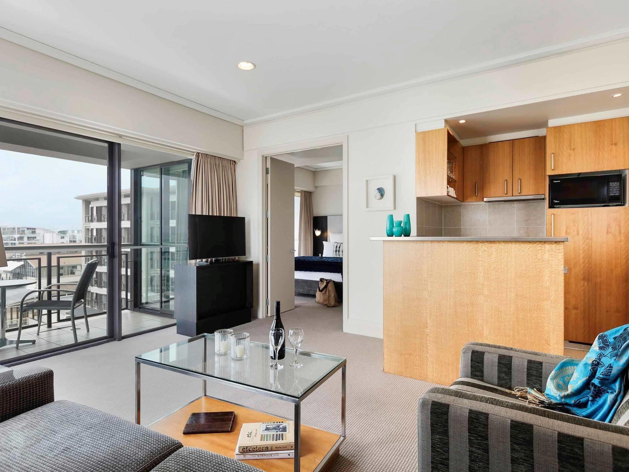 Hotel The Sebel Auckland Viaduct Harbour Exterior foto